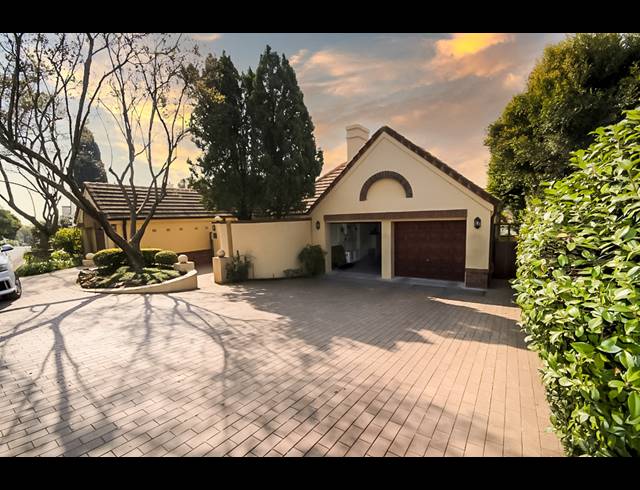 3 BEDROOM HOUSE FOR SALE IN BRYANSTON